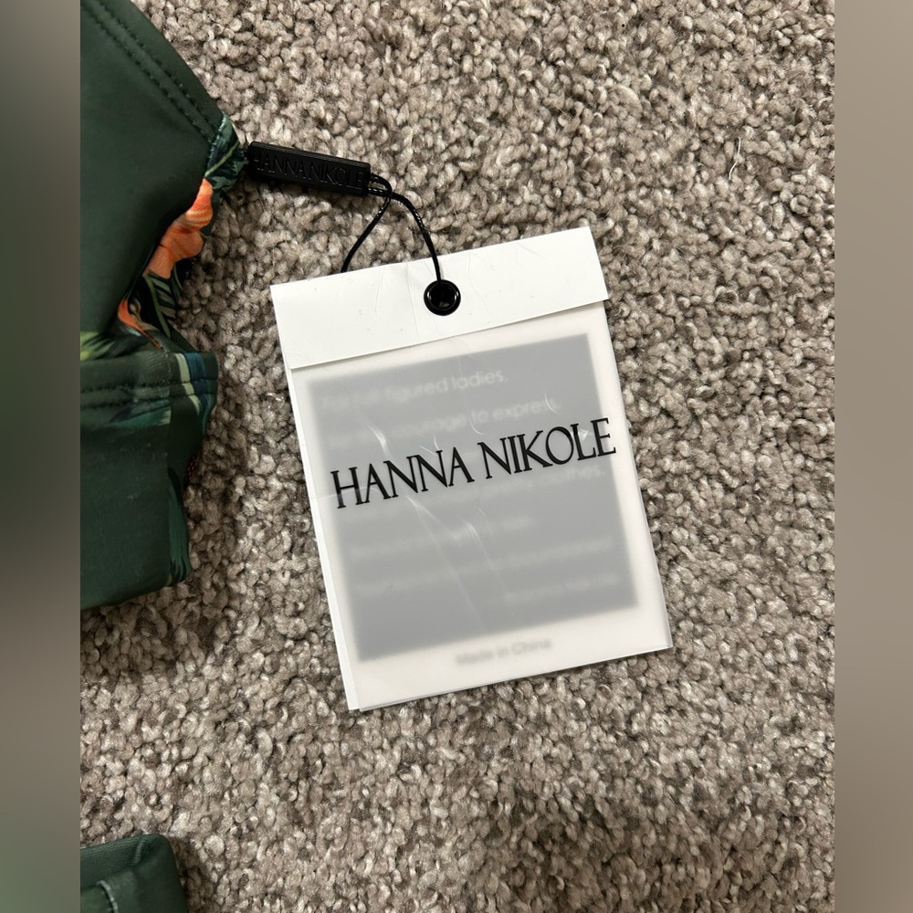 NWT Hanna Nikole Green Floral Bikini Set - Size 16 W - Picture 2 of 11